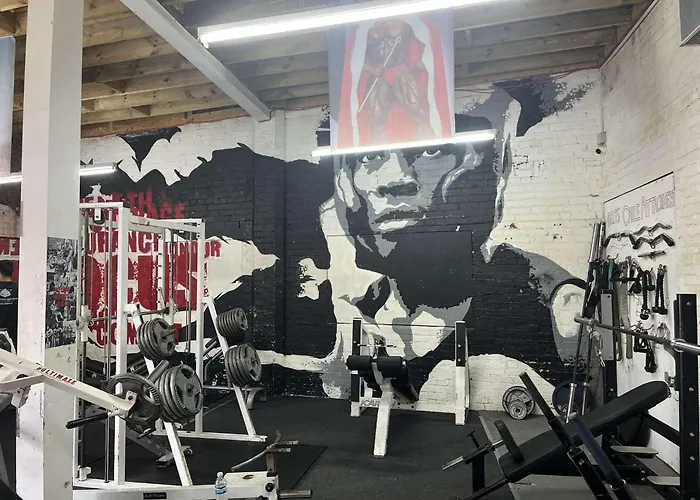 Cozy City Centre Double Suite - Free Gym!